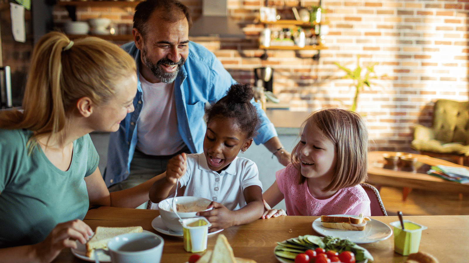 Read more about the article Wie kommuniziere ich mit Kindern, um Harmonie in die Familie zu bringen?